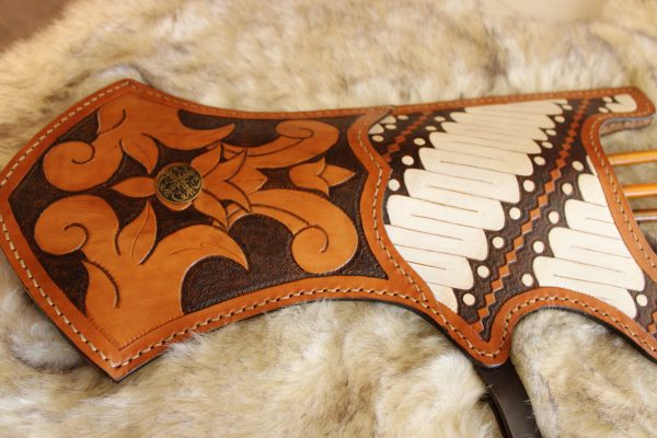 Premium Hand-Painted Leather Quiver - Image 3